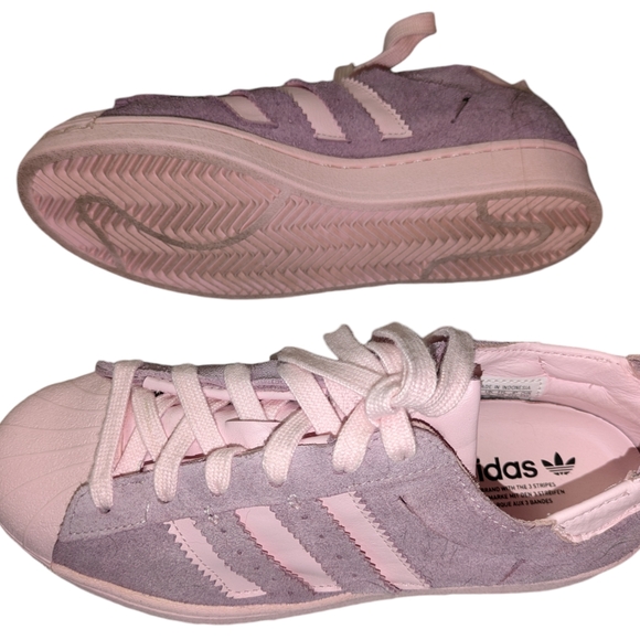 Adidas Superstar originals, minimalist icon, men's shoe size 5 1/2 - Picture 3 of 3